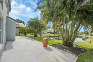 8236 White Rock Cir, Boynton Beach, FL 33436 - Photo 39