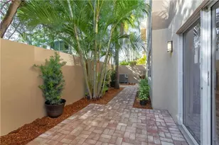 101 SE 15th Ave, Fort Lauderdale, FL 33301 - Photo 9