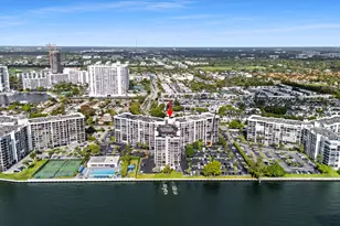 600 Parkview Dr, Hallandale Beach, FL 33009 - Photo 27
