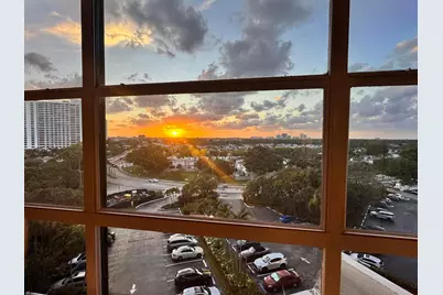 600 Parkview Drive #823, Hallandale Beach, FL 33009 - Photo 21
