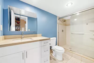600 Parkview Drive #823, Hallandale Beach, FL 33009 - Photo 19
