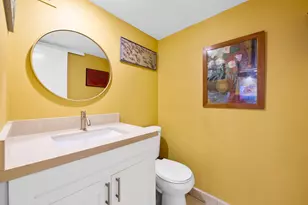 600 Parkview Dr, Hallandale Beach, FL 33009 - Photo 11