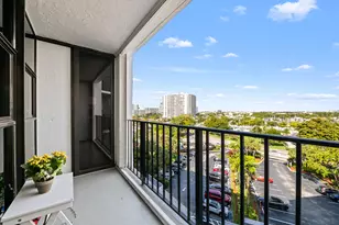 600 Parkview Dr, Hallandale Beach, FL 33009 - Photo 21
