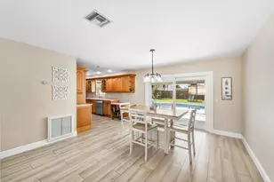 144 Cordoba Cir, Royal Palm Beach, FL 33411 - Photo 11