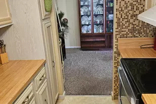 422 Sandpiper Dr, Fort Pierce, FL 34982 - Photo 7