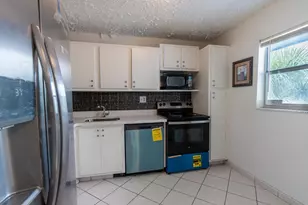 8360 Sands Point Blvd, Tamarac, FL 33321 - Photo 5