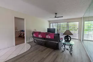 8360 Sands Point Blvd, Tamarac, FL 33321 - Photo 7
