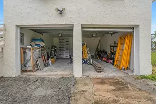 517 Sunrise Ct, Lake Worth Beach, FL 33460 - Photo 29