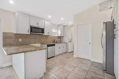 517 Sunrise Court, Lake Worth Beach, FL 33460 - Photo 25