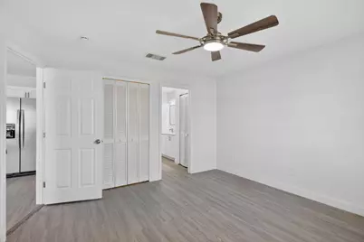 124 SE Eyerly Avenue, Port Saint Lucie, FL 34983 - Photo 21