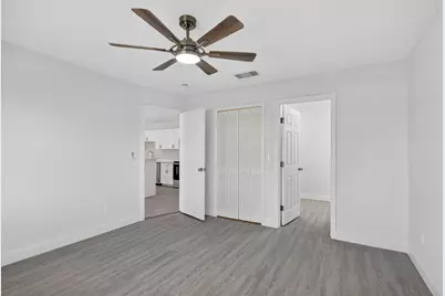 124 SE Eyerly Avenue, Port Saint Lucie, FL 34983 - Photo 15