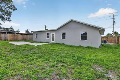 124 SE Eyerly Avenue, Port Saint Lucie, FL 34983 - Photo 23