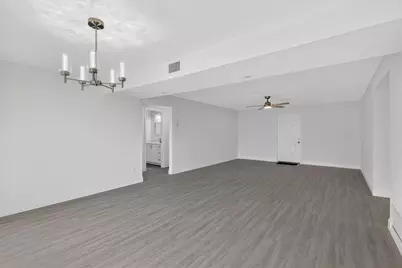 157 SE Calmoso Drive, Port Saint Lucie, FL 34983 - Photo 5