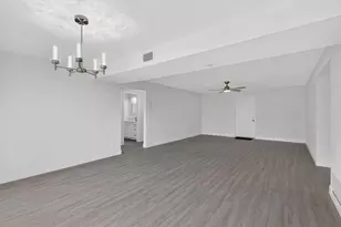 157 SE Calmoso Dr, Port Saint Lucie, FL 34983 - Photo 5