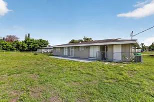 157 SE Calmoso Dr, Port Saint Lucie, FL 34983 - Photo 3
