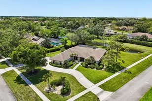 15220 Cedar Bluff Pl, Wellington, FL 33414 - Photo 27