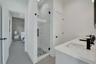 1220 NE 15th Ave, Fort Lauderdale, FL 33304 - Photo 21
