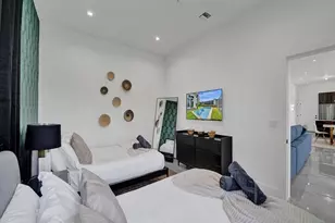 1220 NE 15th Ave, Fort Lauderdale, FL 33304 - Photo 17