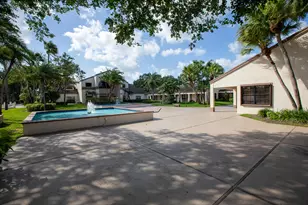 2738 S Carambola Circle S, Coconut Creek, FL 33066 - Photo 33