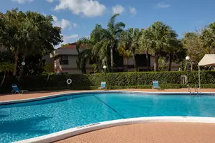 2738 S Carambola Circle S, Coconut Creek, FL 33066 - Photo 25