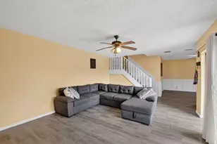 4175 Turnberry Cir, Lake Worth, FL 33467 - Photo 11