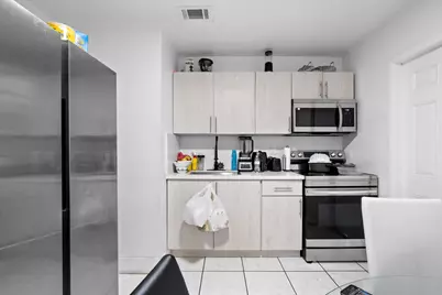 426 NE 166th Street #2, North Miami Beach, FL 33162 - Photo 9