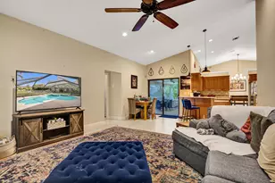 772 Juniper Pl, Wellington, FL 33414 - Photo 9