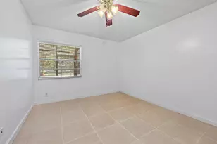 869 S Flanders S, Delray Beach, FL 33484 - Photo 5