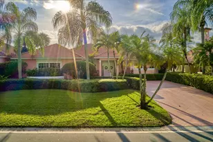 70 Cayman Pl, Palm Beach Gardens, FL 33418 - Photo 1