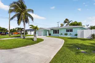 571 SE 14th St, Pompano Beach, FL 33060 - Photo 35