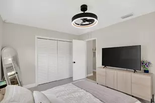 571 SE 14th St, Pompano Beach, FL 33060 - Photo 19