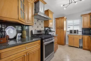 571 SE 14th St, Pompano Beach, FL 33060 - Photo 23