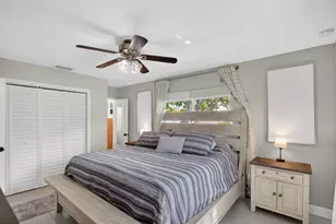 571 SE 14th St, Pompano Beach, FL 33060 - Photo 15