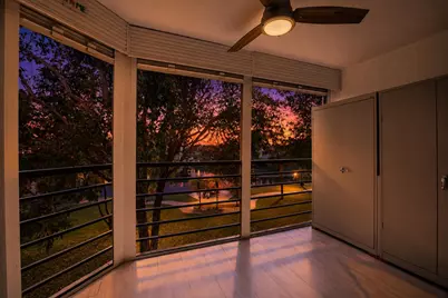 3138 Via Poinciana #306, Lake Worth, FL 33467 - Photo 23