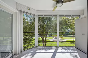 3138 Via Poinciana, Lake Worth, FL 33467 - Photo 21