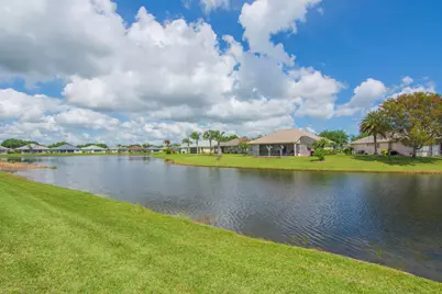5370 E 1st Square SW, Vero Beach, FL 32968 - Photo 9