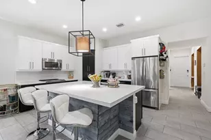 15155 SW 176th Ln, Miami, FL 33187 - Photo 11