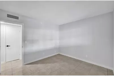 455 Paradise Isle Boulevard #305, Hallandale Beach, FL 33009 - Photo 13