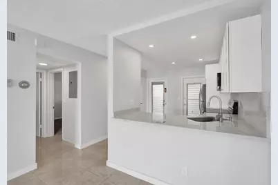 455 Paradise Isle Boulevard #305, Hallandale Beach, FL 33009 - Photo 7