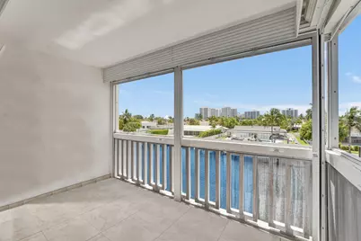 455 Paradise Isle Boulevard #305, Hallandale Beach, FL 33009 - Photo 21
