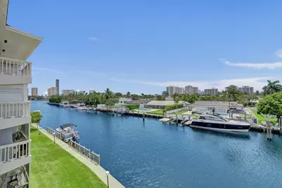 455 Paradise Isle Boulevard #305, Hallandale Beach, FL 33009 - Photo 23