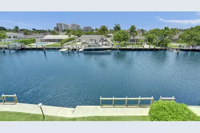455 Paradise Isle Boulevard #305, Hallandale Beach, FL 33009 - Photo 25