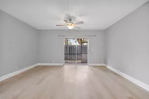 185 SW 3rd St, Pompano Beach, FL 33060 - Photo 13