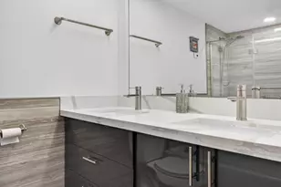 2950 N Palm Aire Dr, Pompano Beach, FL 33069 - Photo 15