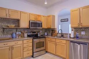 10585 NW 56th Pl, Coral Springs, FL 33076 - Photo 3