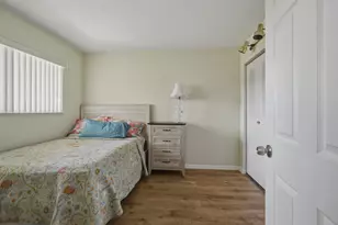 2205 S Cypress Bend Dr, Pompano Beach, FL 33069 - Photo 19