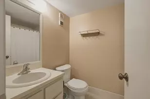 2205 S Cypress Bend Dr, Pompano Beach, FL 33069 - Photo 21
