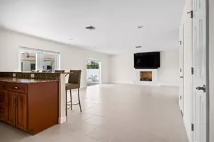 260 E Lakewood Rd, West Palm Beach, FL 33405 - Photo 7