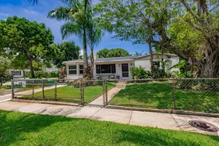 637 Troy Blvd, West Palm Beach, FL 33409 - Photo 13