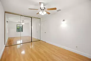 637 Troy Blvd, West Palm Beach, FL 33409 - Photo 17